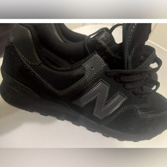 New Balance ML574EVE shoes Sz 9 main image 6